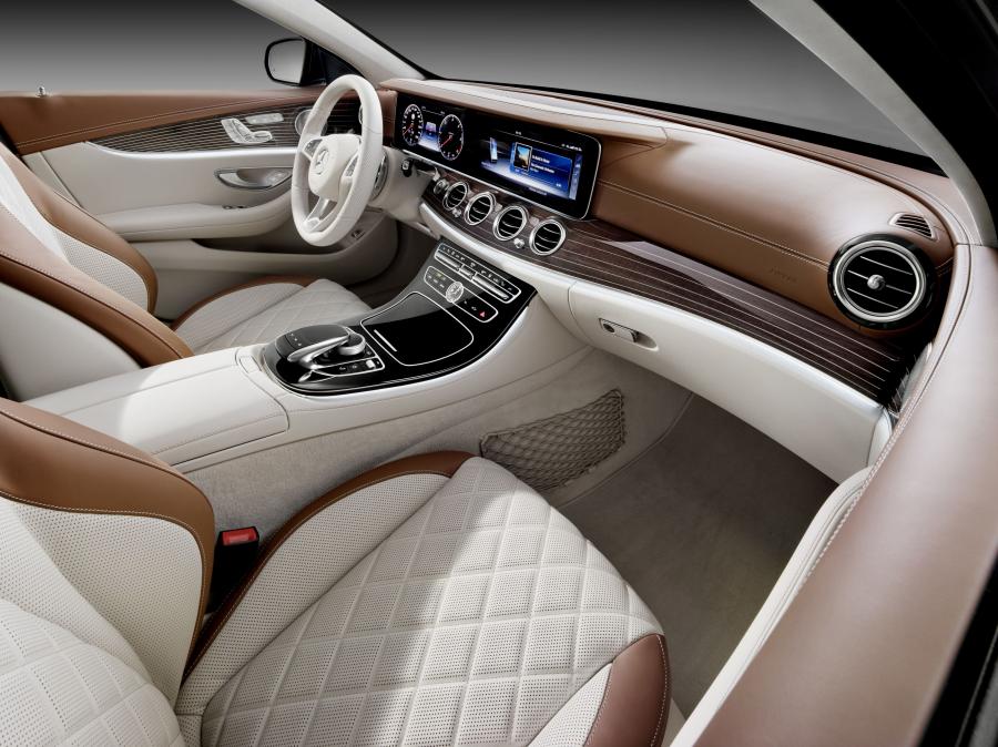  Mercedes-Benz E200 d Exclusive Line Estate 2016 года  (фото 29 из 31)